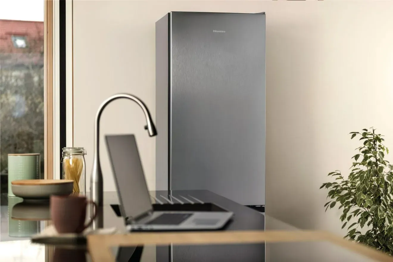 Hisense RB435N4BWE