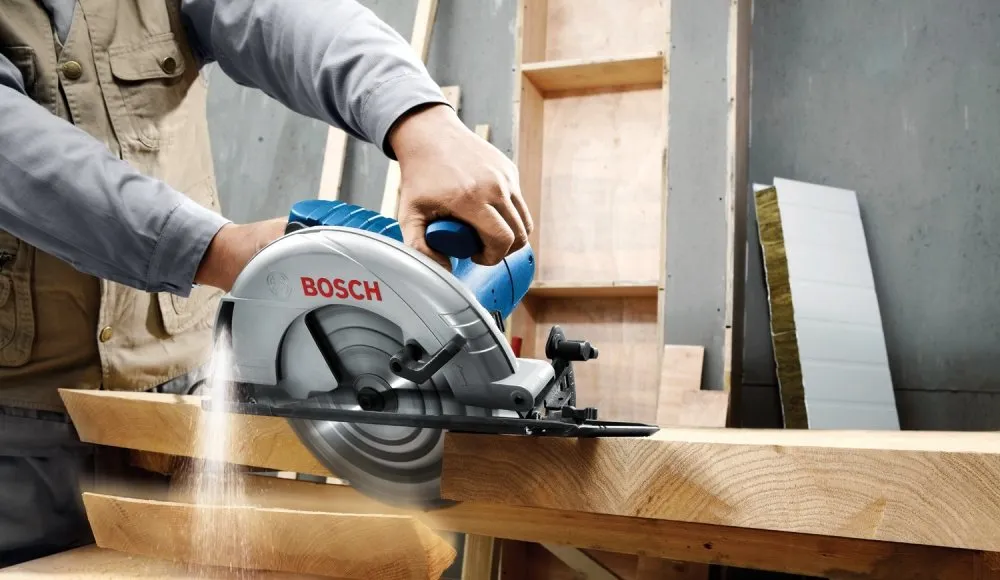 Bosch GKS 235 Turbo Professional 2050 Вт