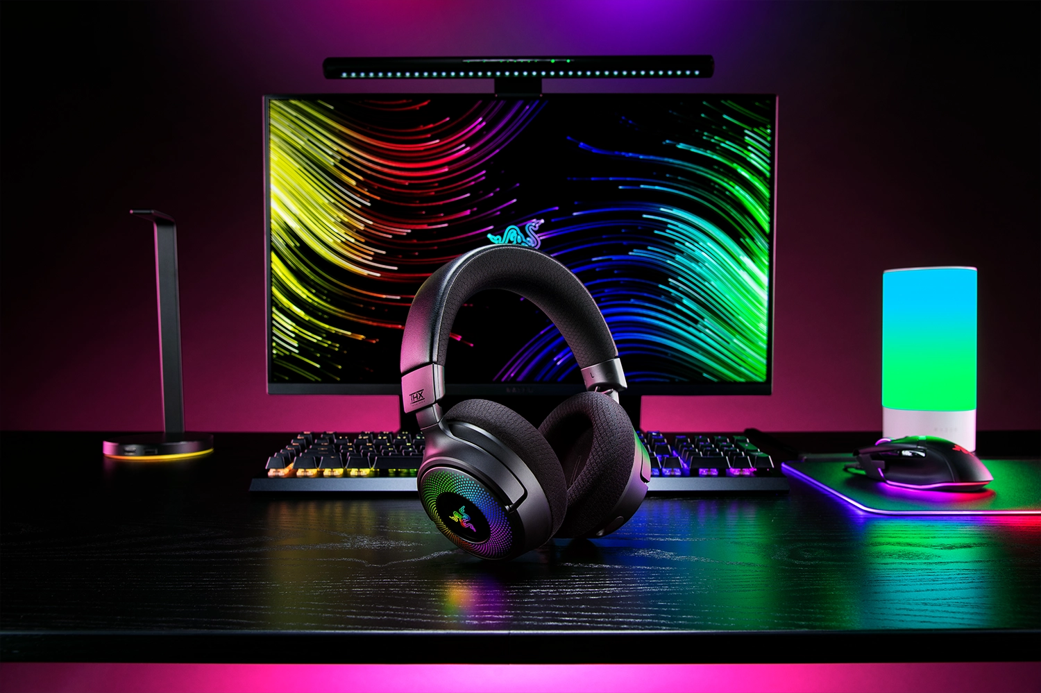  Razer Kraken V4 (RZ04-05170100-R3M1)